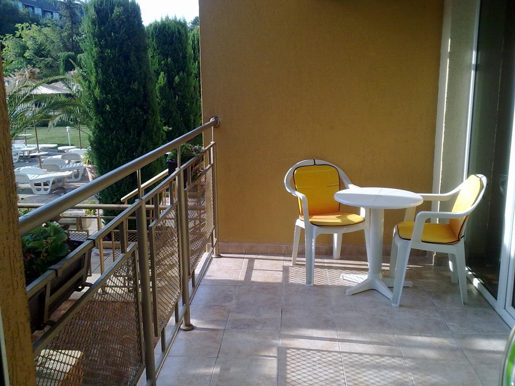 Elias Apartment غولدن ساندز المظهر الخارجي الصورة