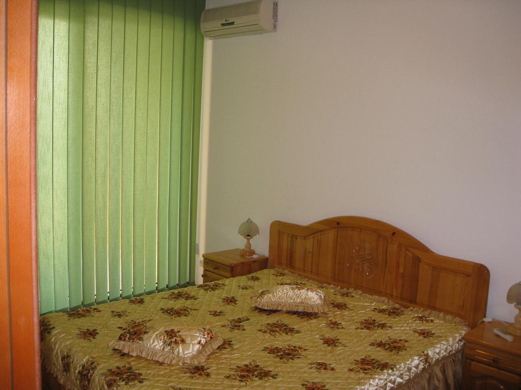 Elias Apartment غولدن ساندز المظهر الخارجي الصورة