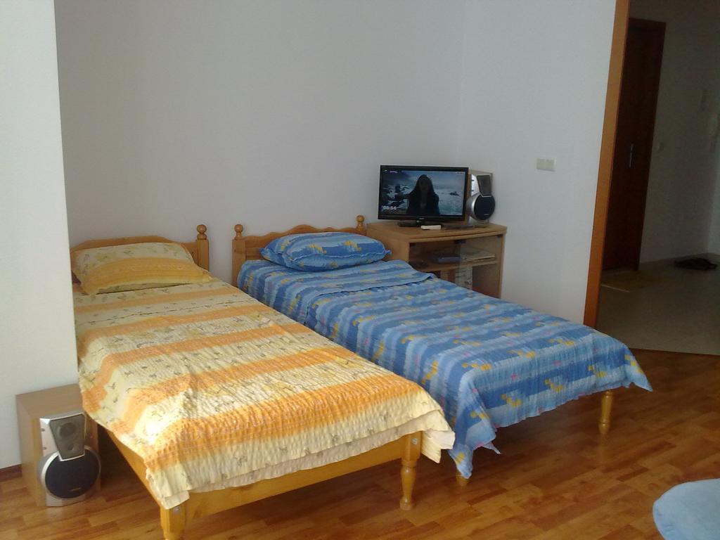 Elias Apartment غولدن ساندز المظهر الخارجي الصورة